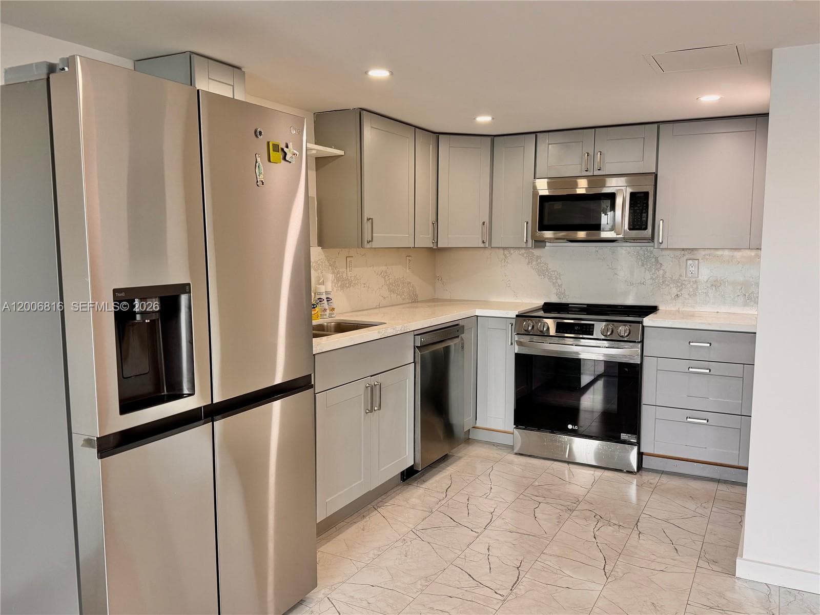 401 NW 109th Ave # 2A, Miami FL 33172 — 2