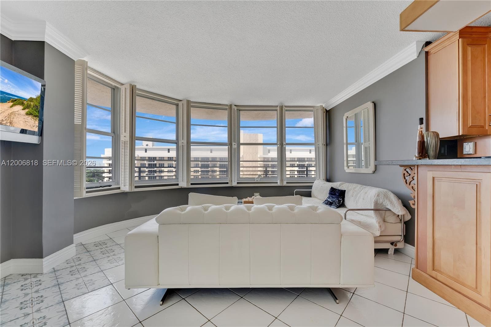 5555 Collins Ave # 16A, Miami Beach FL 33140 — 7