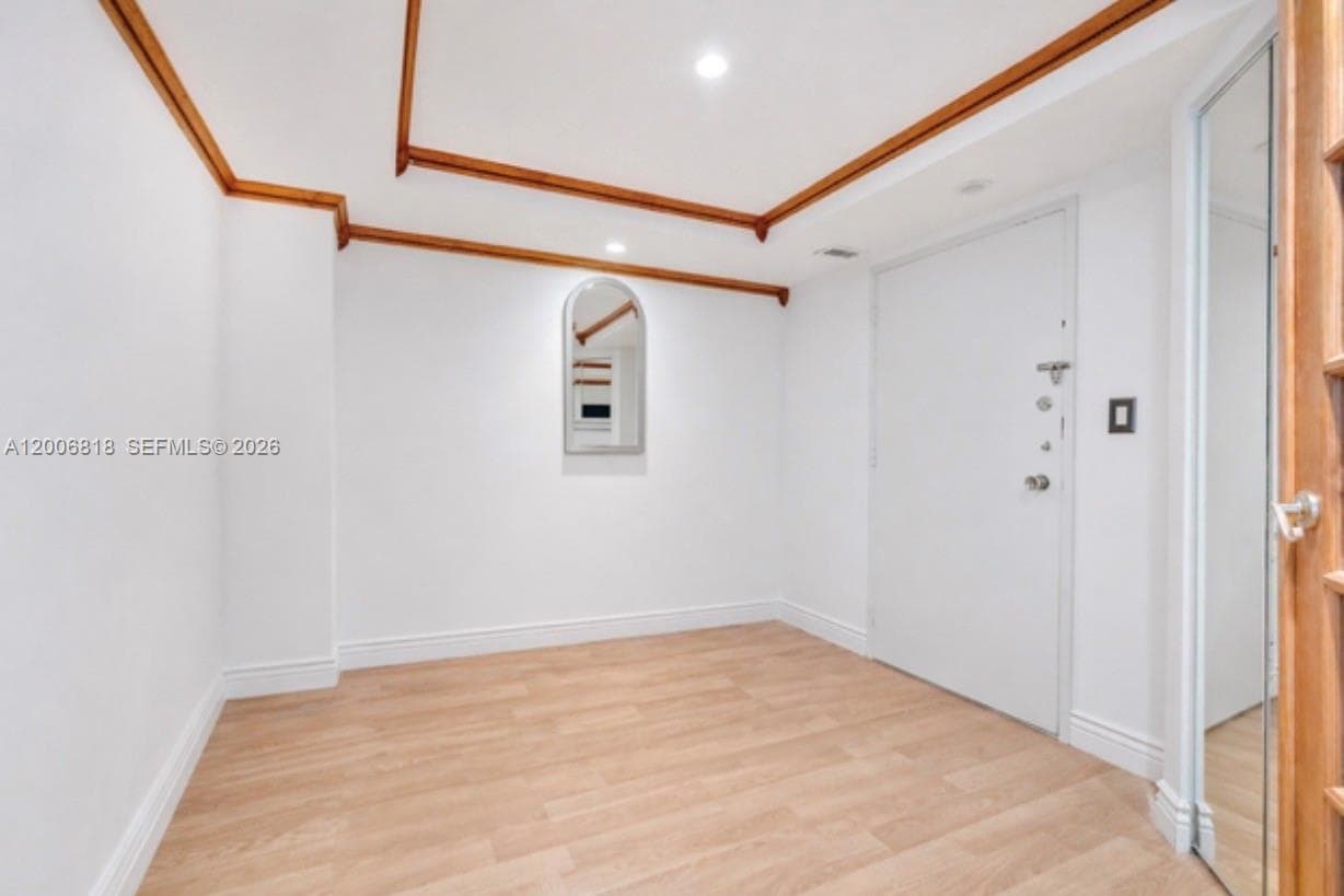 5555 Collins Ave # 16A, Miami Beach FL 33140 — 18
