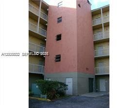 8290 LAKE DR # 412, Doral FL 33166 — 1
