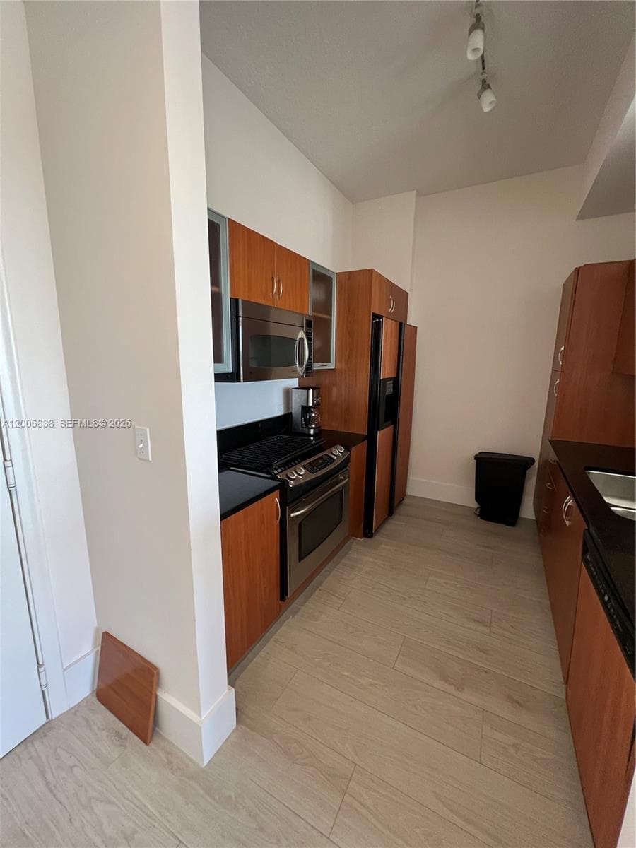 18800 NE 29th Ave, Aventura FL 33180 — 2