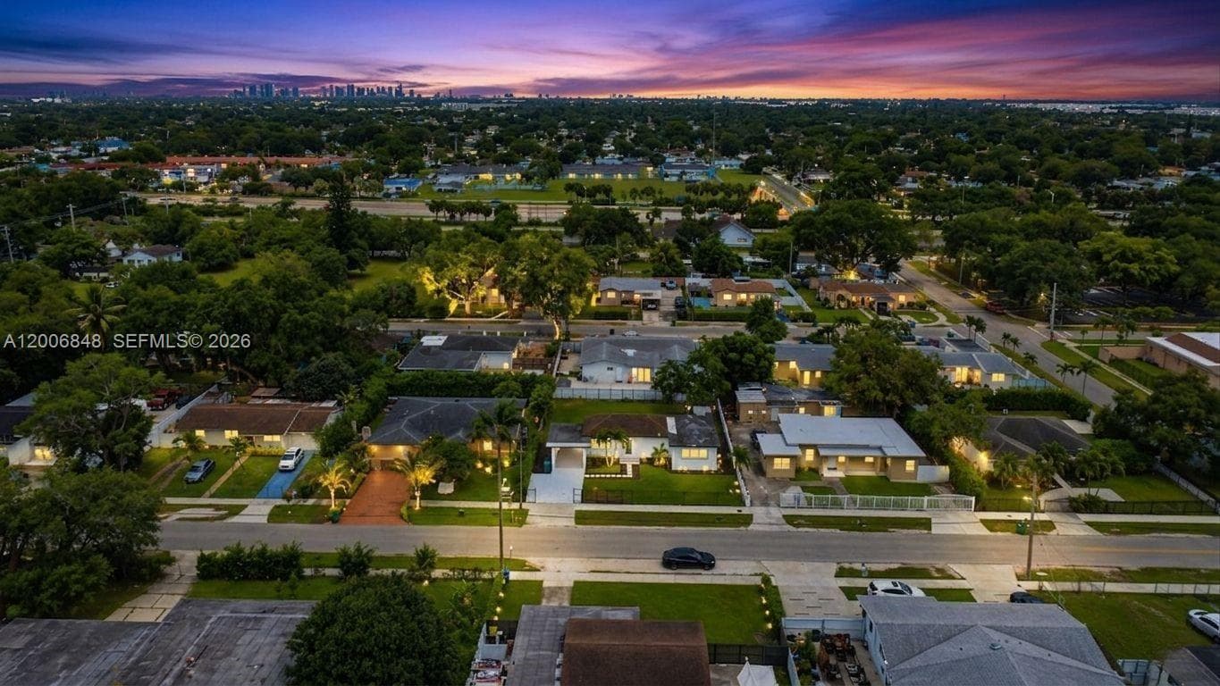 2870 NW 169th Ter, Miami Gardens FL 33056 — 4