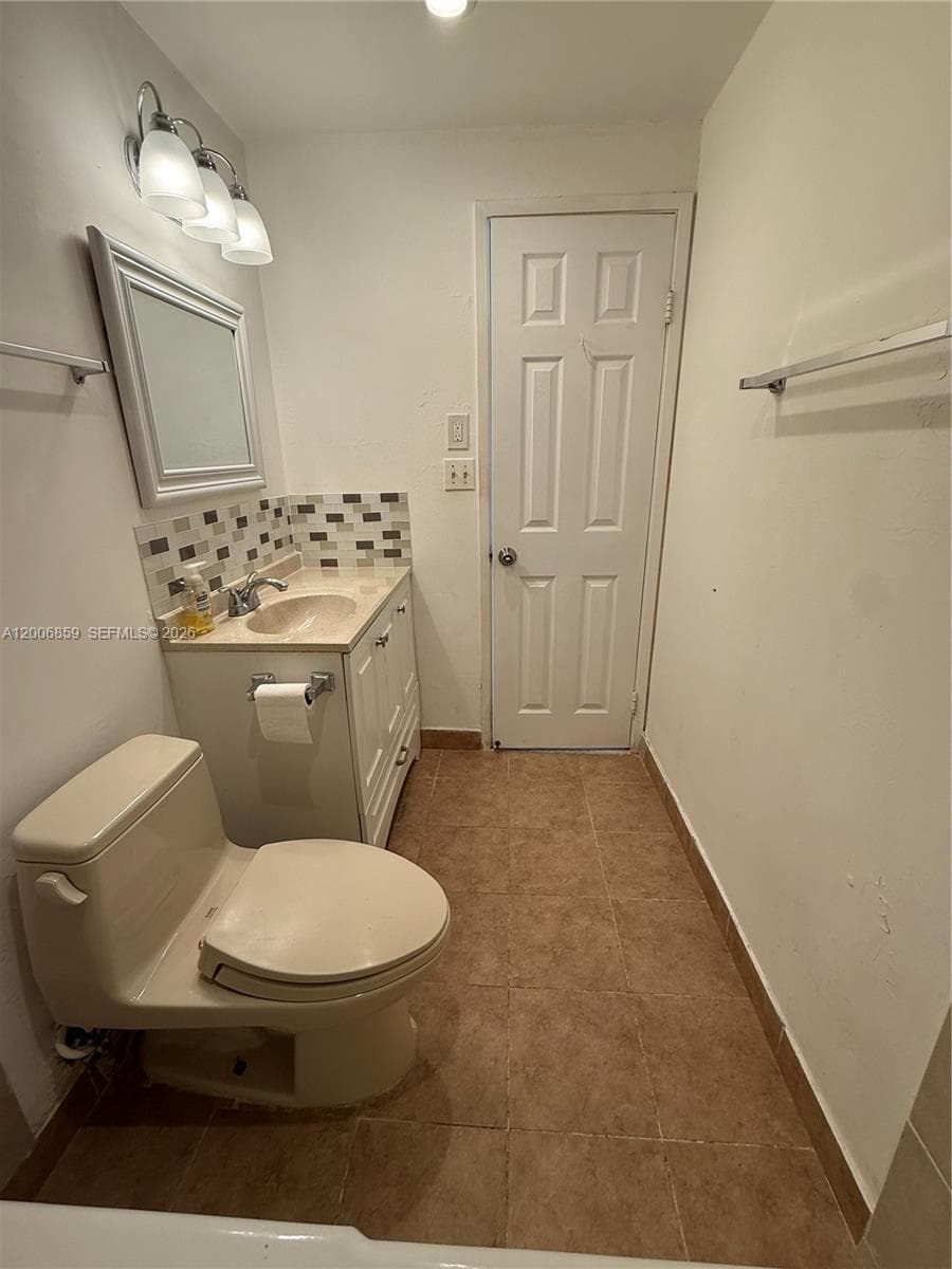 400 Kings Point Dr # 608, Sunny Isles Beach FL 33160 — 9