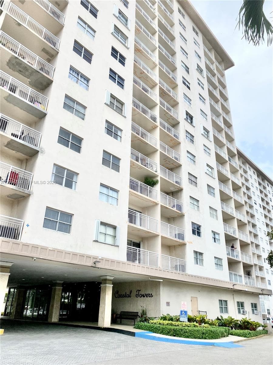 400 Kings Point Dr # 608, Sunny Isles Beach FL 33160 — 21