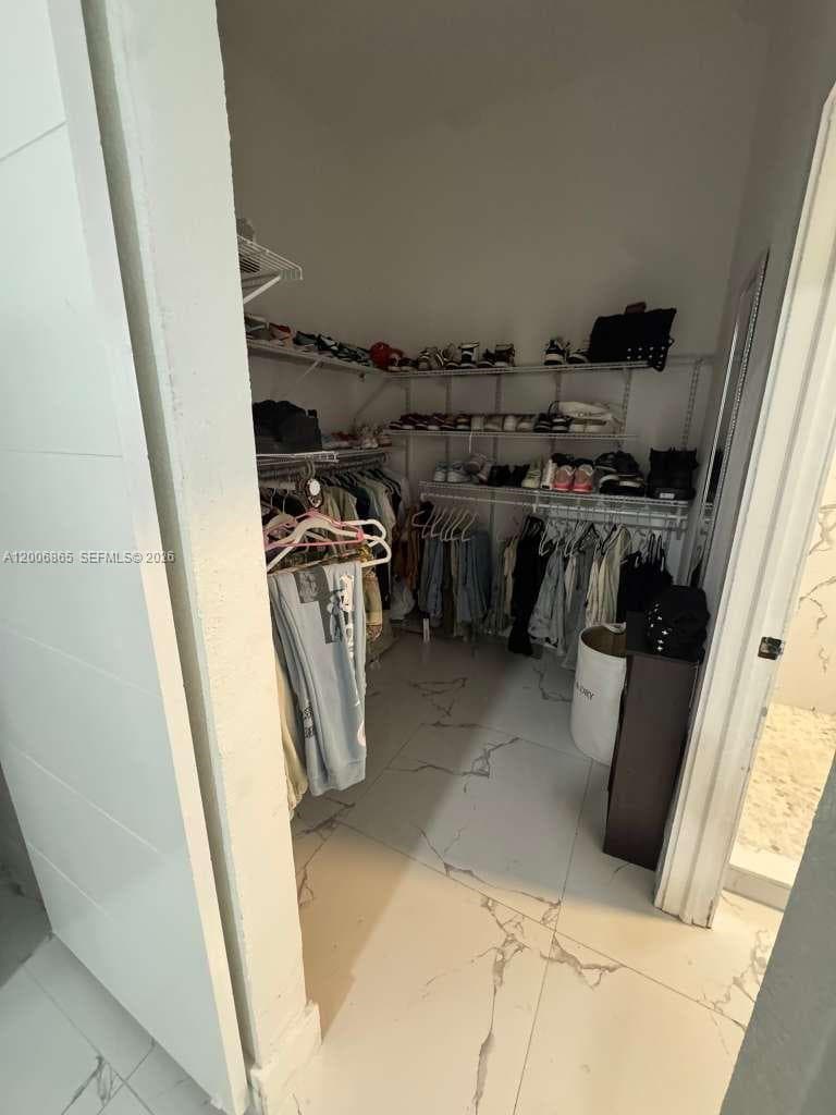 25 NW 193rd St, Miami Gardens FL 33169 — 8