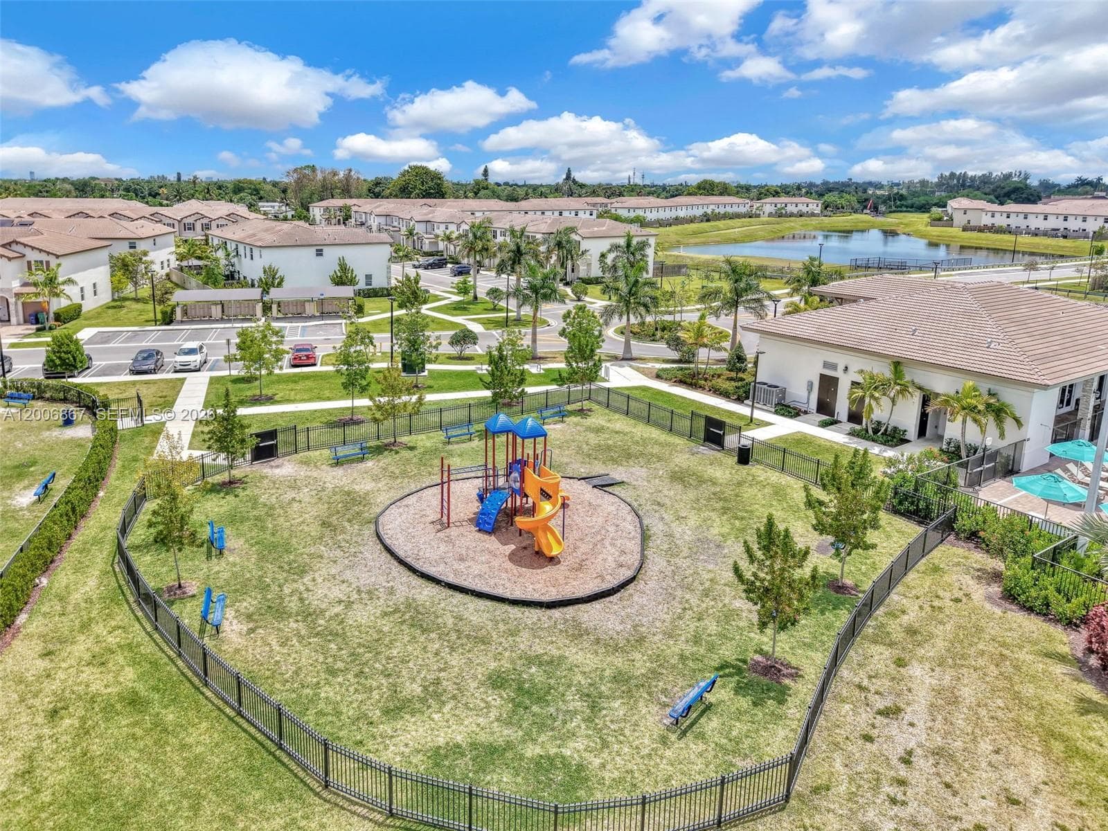12429 NW 23rd Ct, Miami FL 33167 — 43