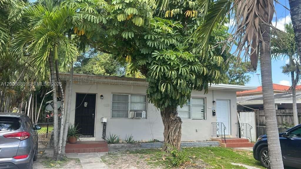 1743 NW 15th St # 1743, Miami FL 33125 — 1