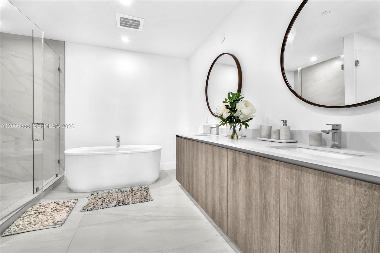 17550 Collins Ave # 1002, Sunny Isles Beach FL 33160 — 18