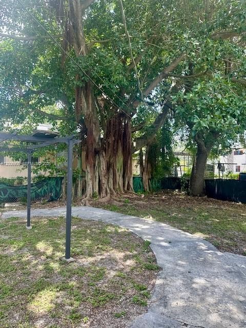 1884 NW 52nd St # 0, Miami FL 33142 — 17