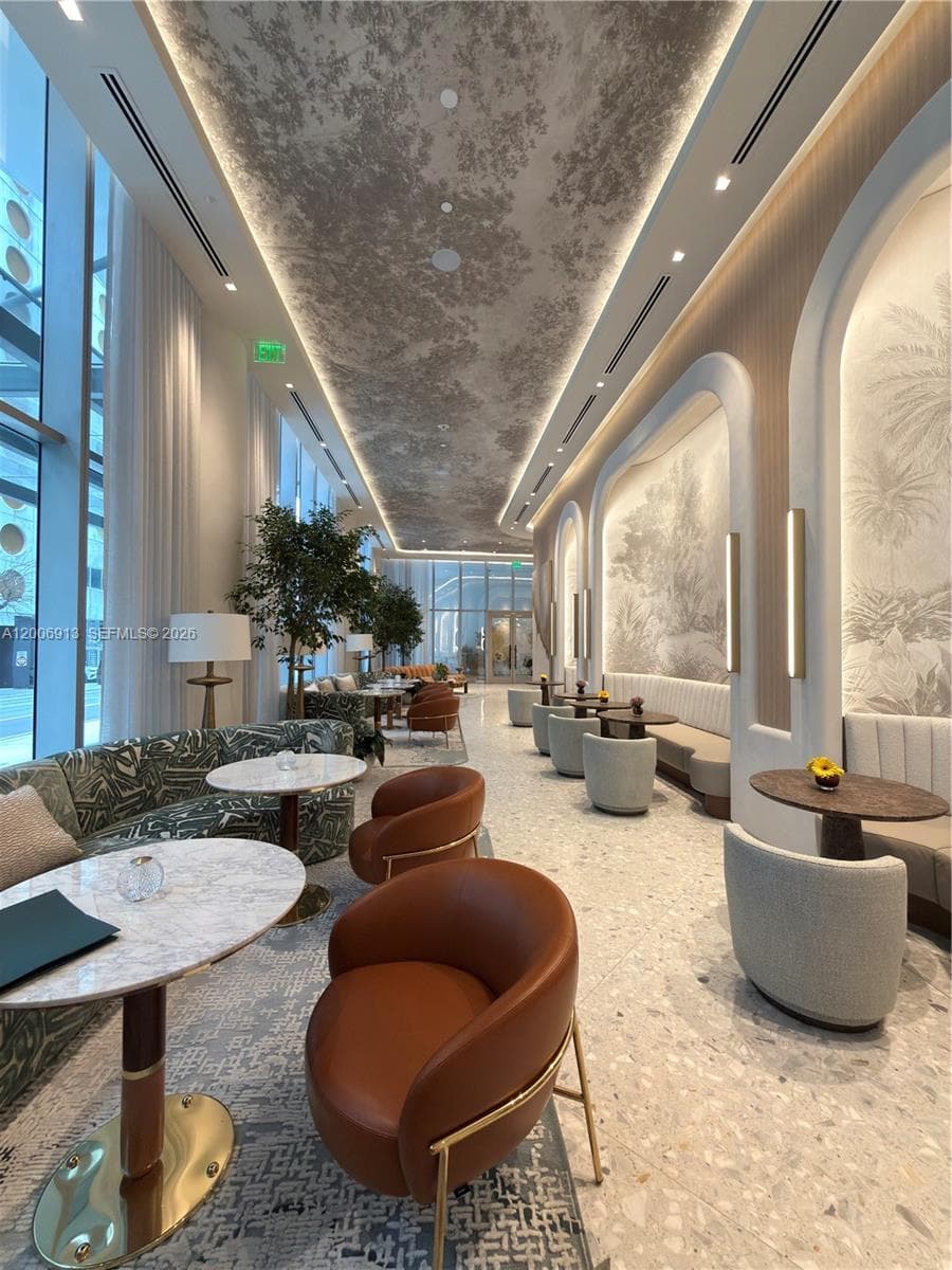 77 SE 5th St # 1602, Miami FL 33131 — 26