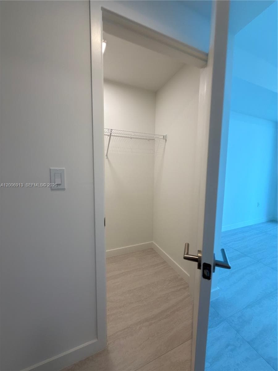 77 SE 5th St # 1602, Miami FL 33131 — 9