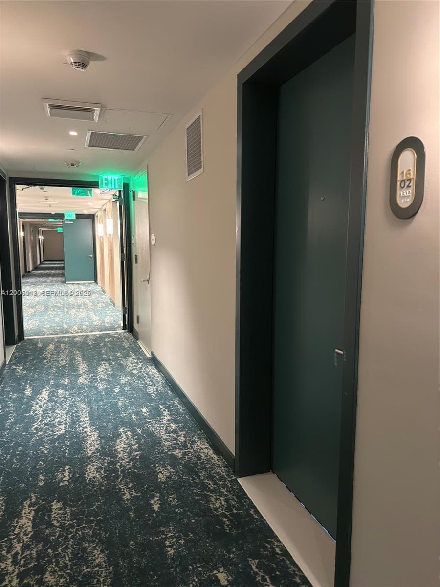 77 SE 5th St # 1602, Miami FL 33131 — 24