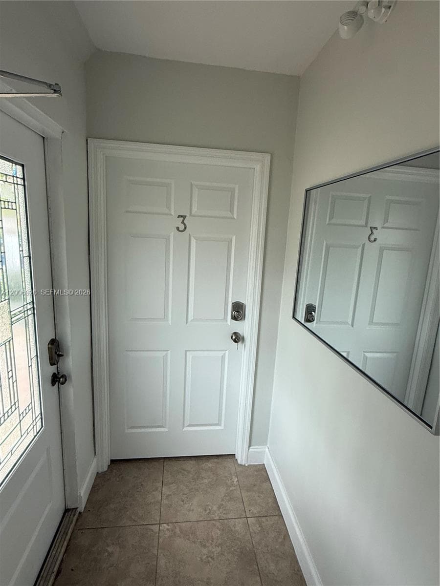 2816 Pine Tree Dr # 2, Miami Beach FL 33140 — 9