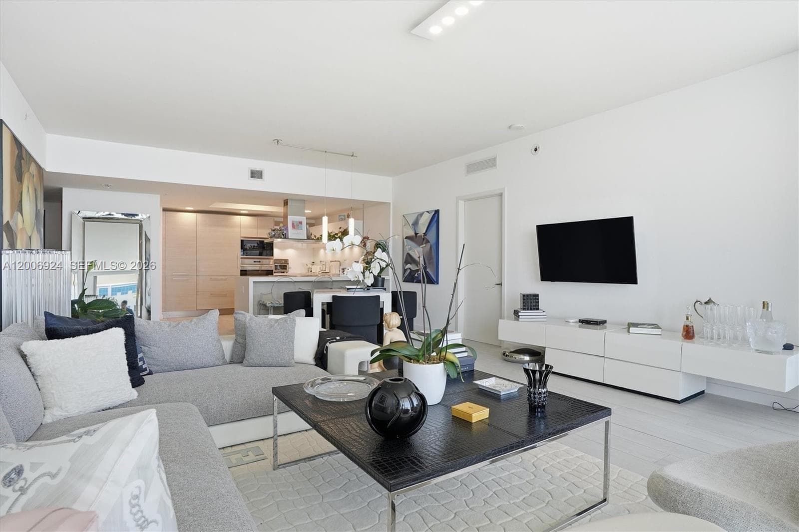 17301 Biscayne Blvd # 1905, North Miami Beach FL 33160 — 12