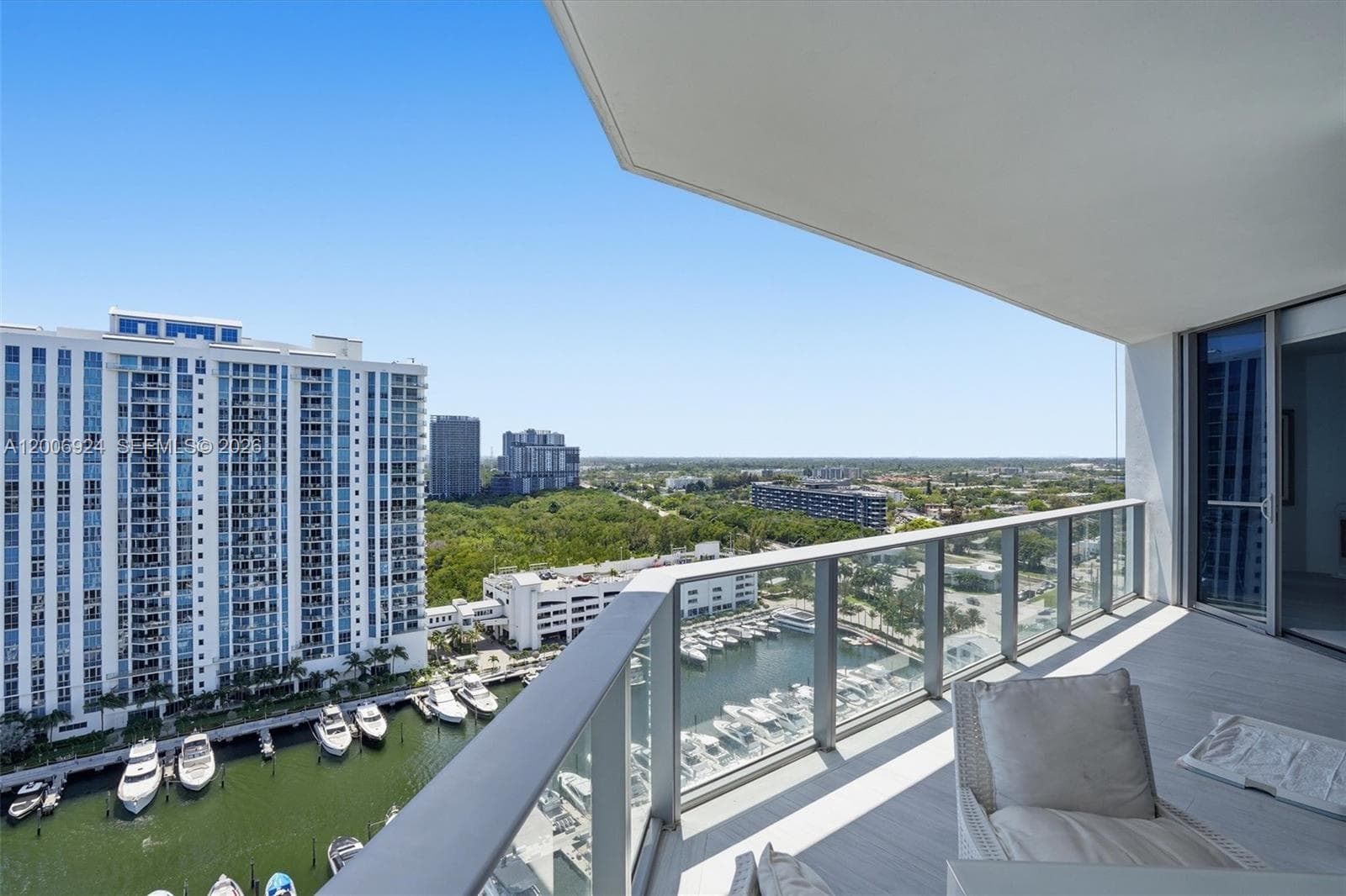 17301 Biscayne Blvd # 1905, North Miami Beach FL 33160 — 36