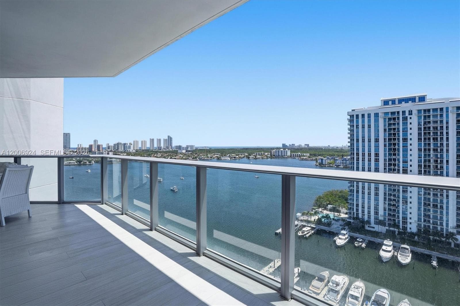 17301 Biscayne Blvd # 1905, North Miami Beach FL 33160 — 32