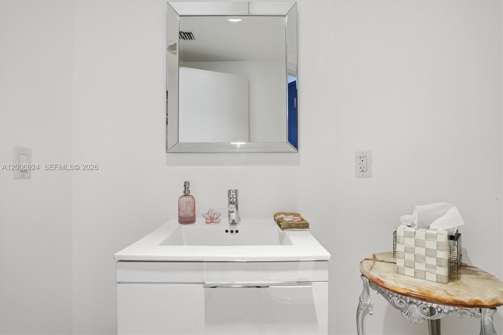 17301 Biscayne Blvd # 1905, North Miami Beach FL 33160 — 24