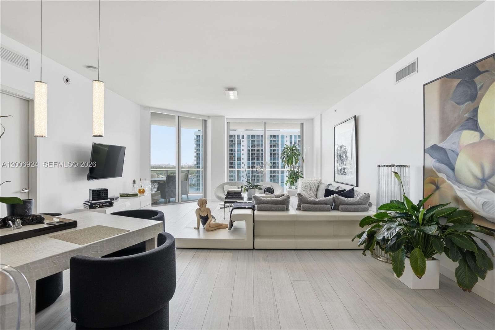 17301 Biscayne Blvd # 1905, North Miami Beach FL 33160 — 4