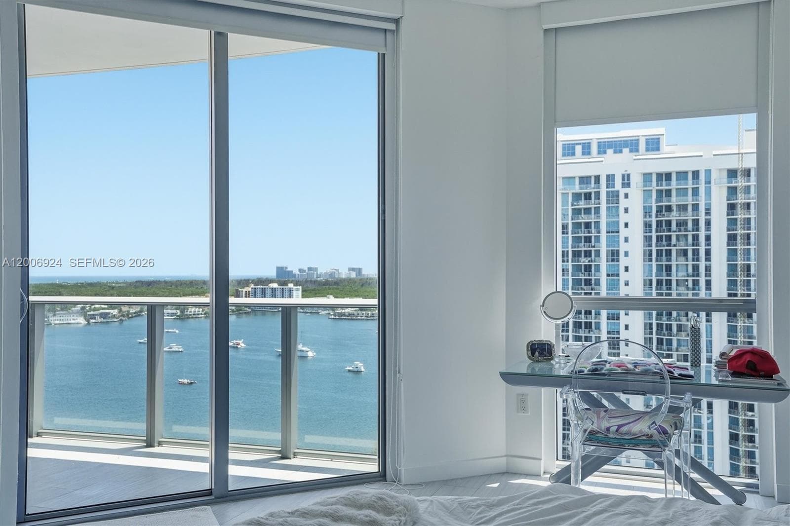 17301 Biscayne Blvd # 1905, North Miami Beach FL 33160 — 21