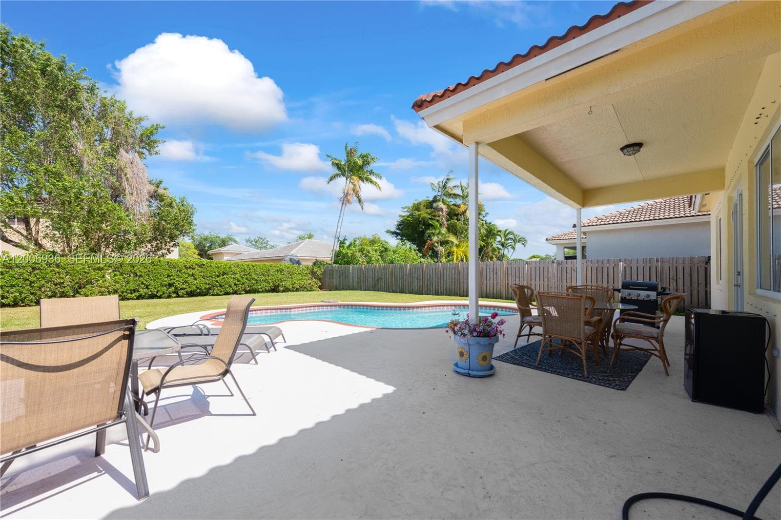 595 SE 30th Dr, Homestead FL 33033 — 2