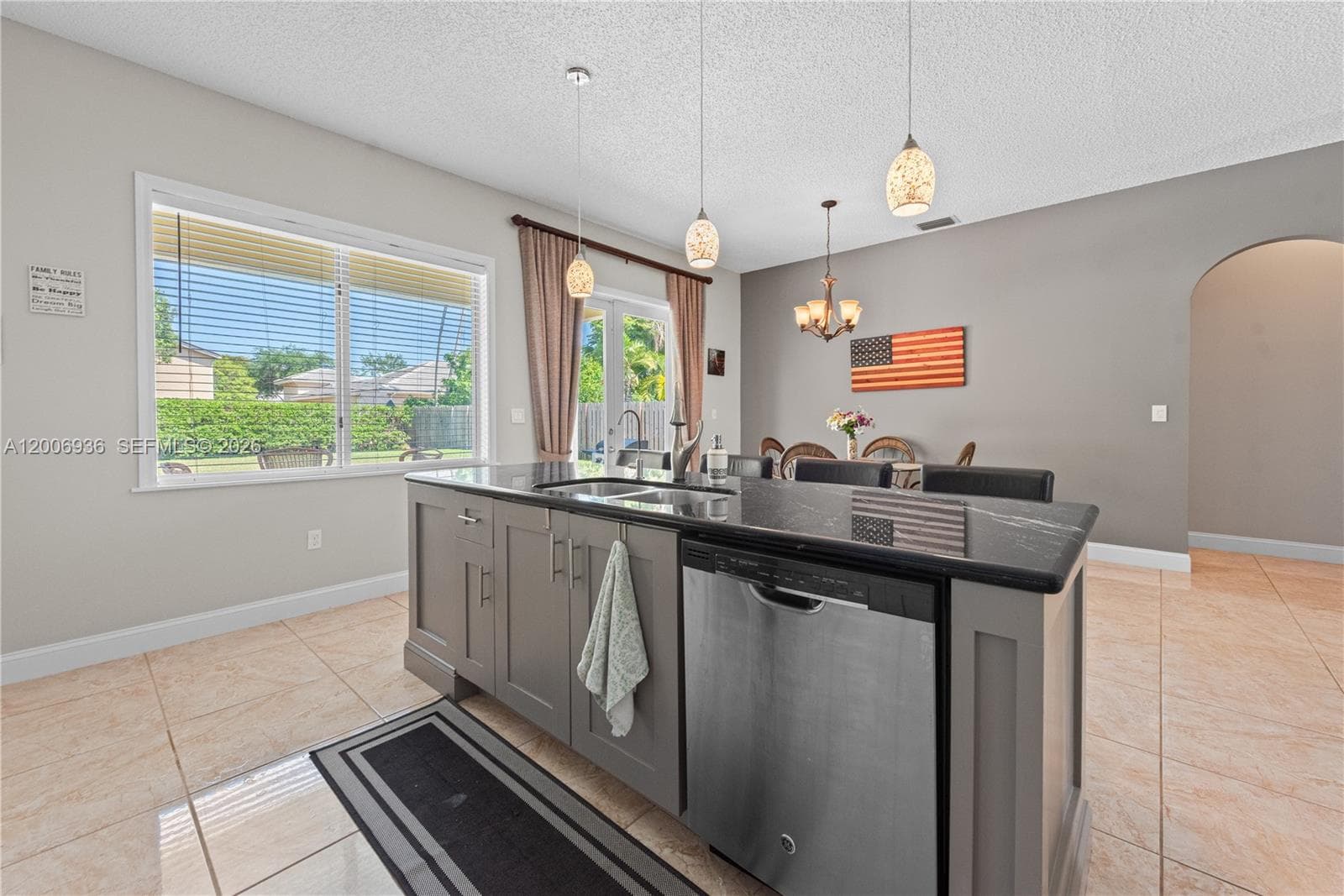 595 SE 30th Dr, Homestead FL 33033 — 4