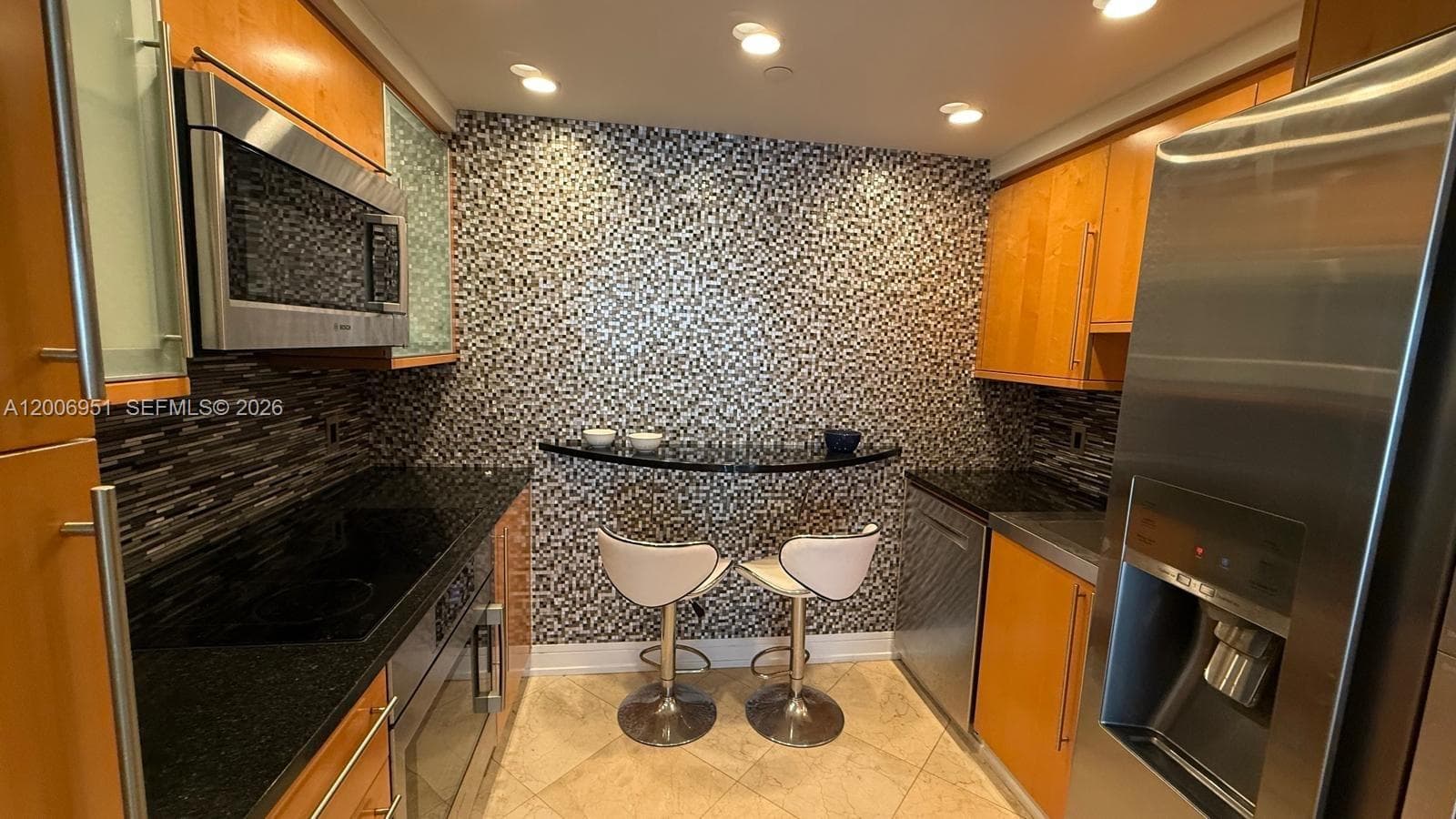 6365 Collins Ave # 906, Miami Beach FL 33141 — 7