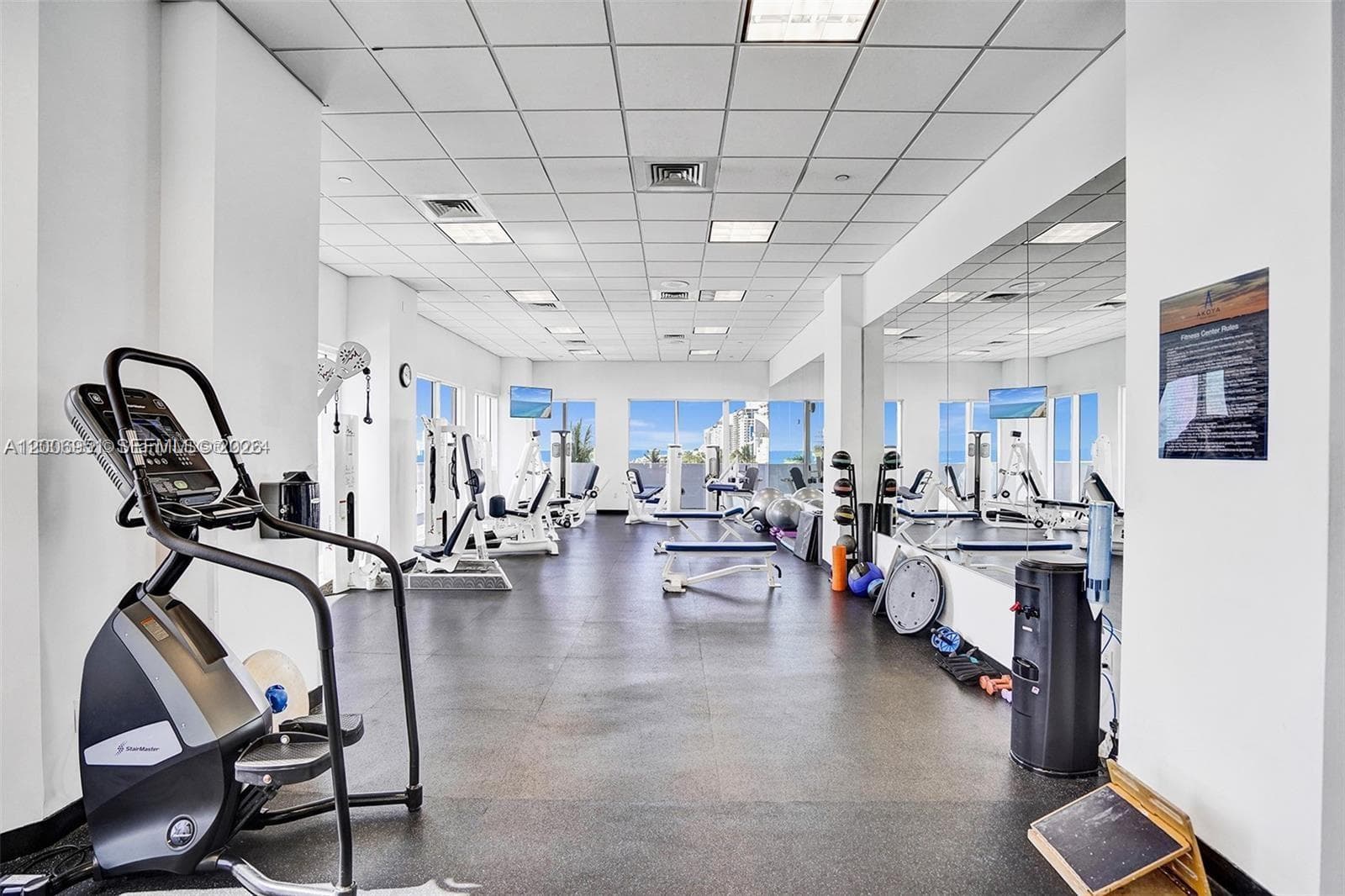 6365 Collins Ave # 906, Miami Beach FL 33141 — 20