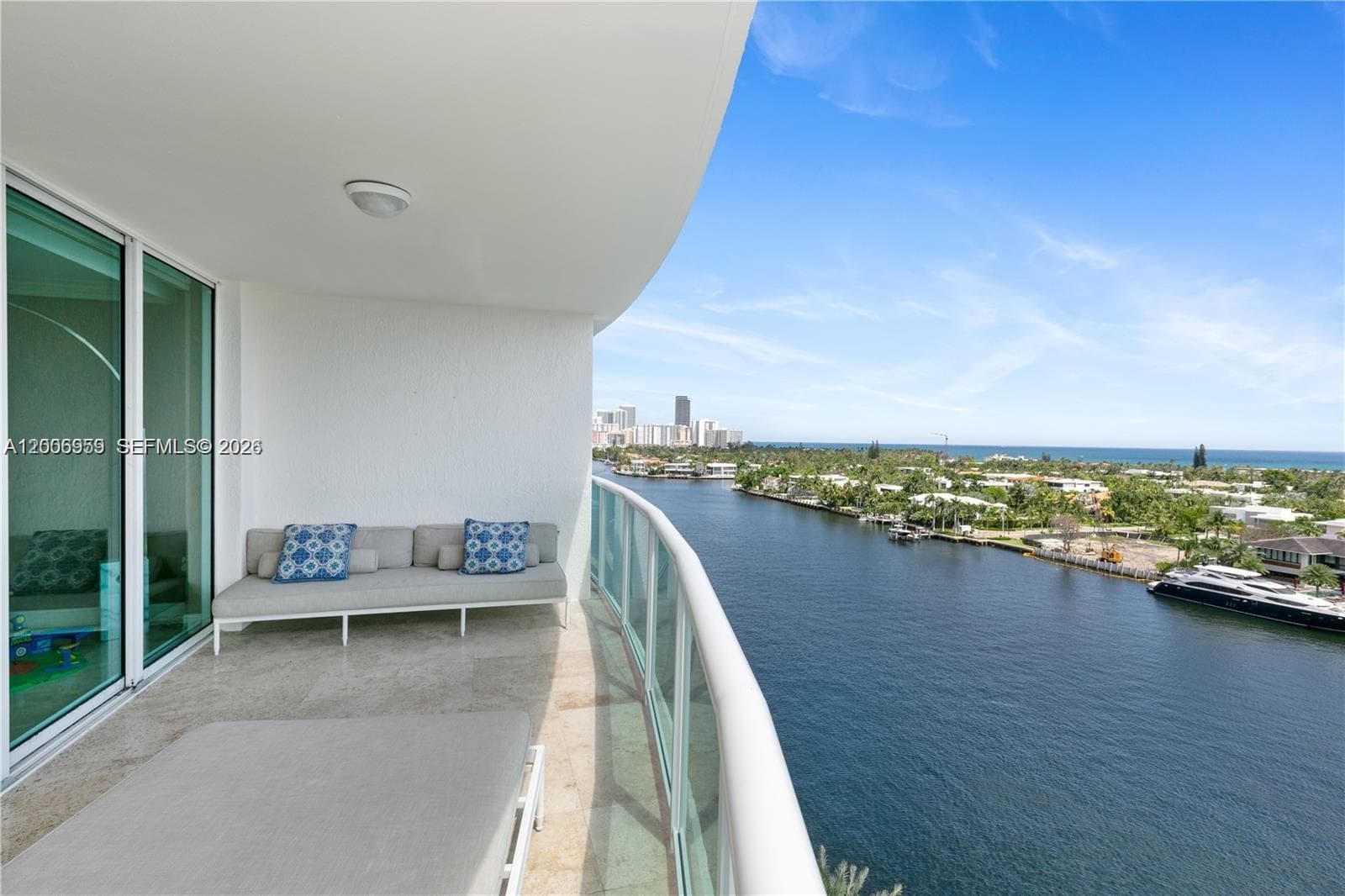 20201 E Country Club Dr # 1006, Aventura FL 33180 — 11