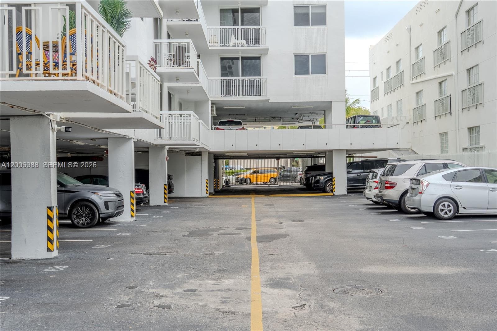 401 Ocean Dr # 222, Miami Beach FL 33139 — 32