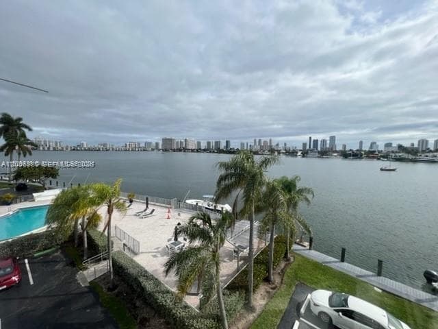 16570 NE 26th Ave # 4A, North Miami Beach FL 33160 — 6