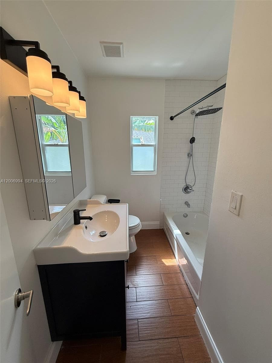 294 NE 57th St # 2, Miami FL 33137 — 25
