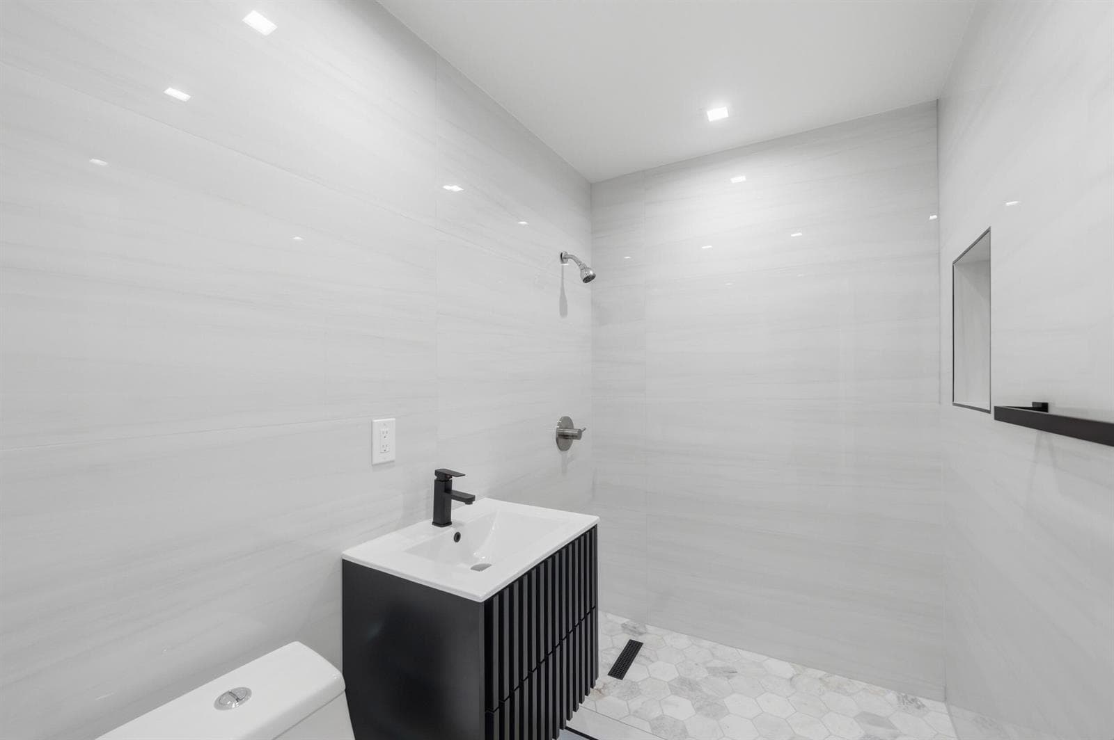 1770 SW 17th Avenue, Miami FL 33145 — 26