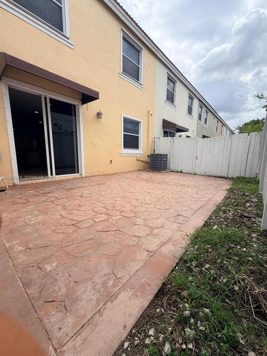 14958 SW 41st Ln # 14958, Miami FL 33185 — 48