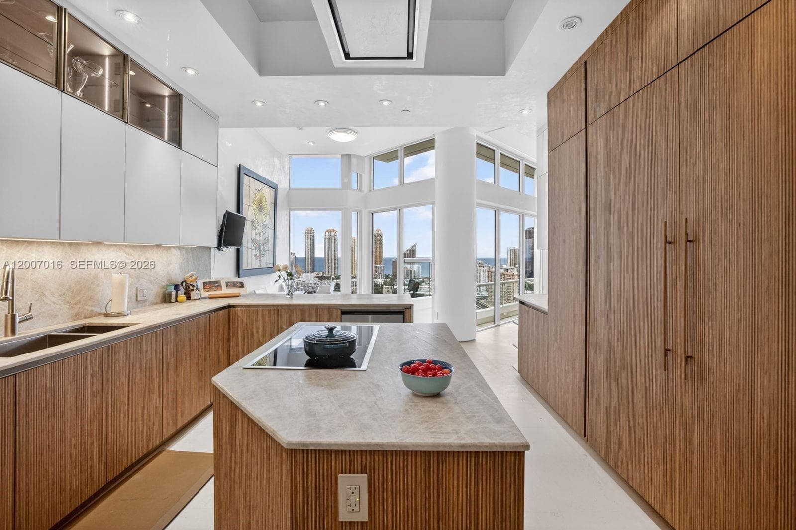 2600 Island Blvd # 1, Aventura FL 33160 — 13