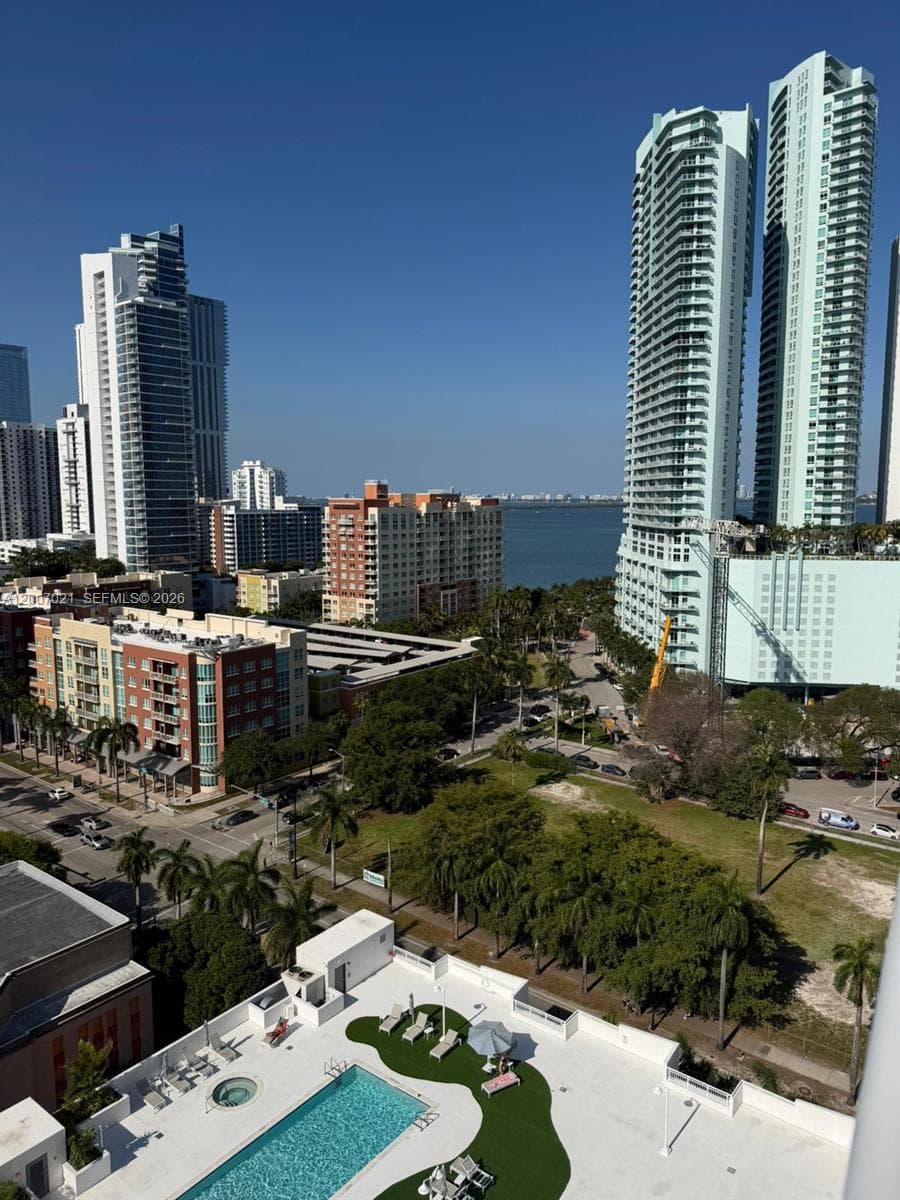 275 NE 18th St # 1801, Miami FL 33132 — 14
