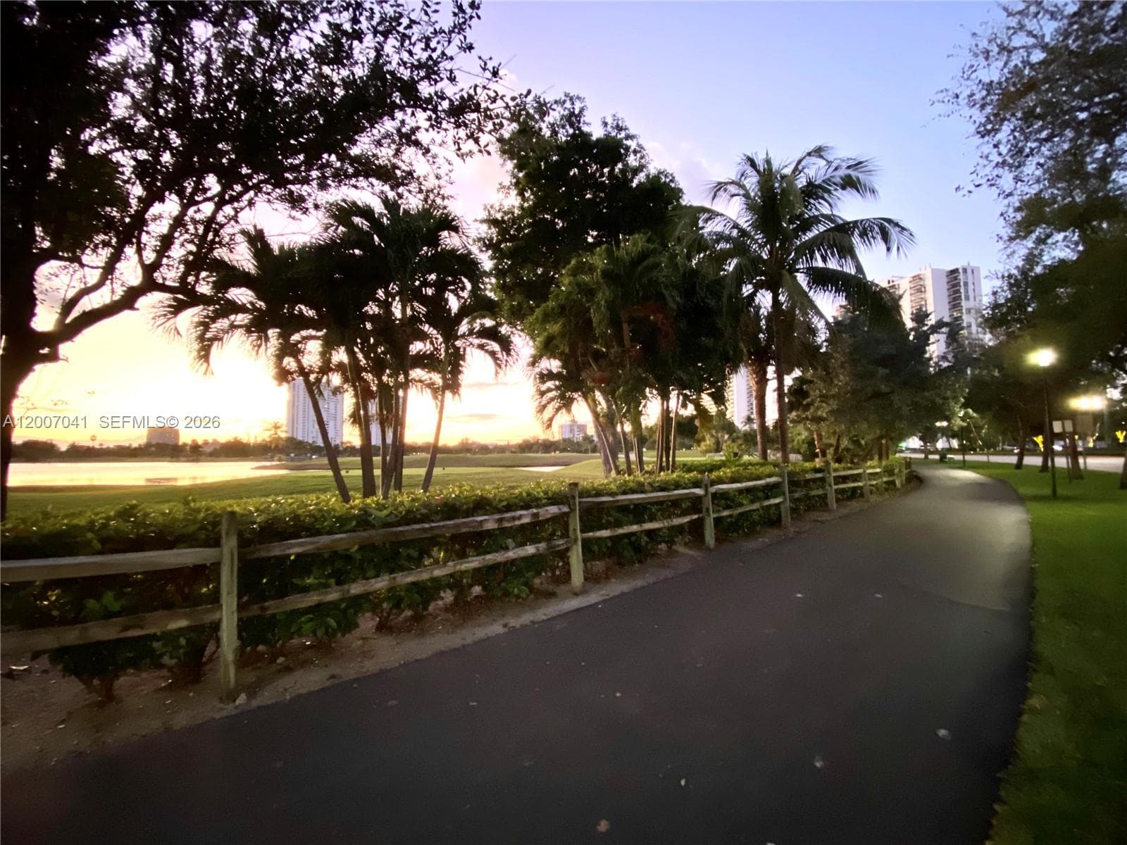 20505 E Country Club Dr # 836, Aventura FL 33180 — 52