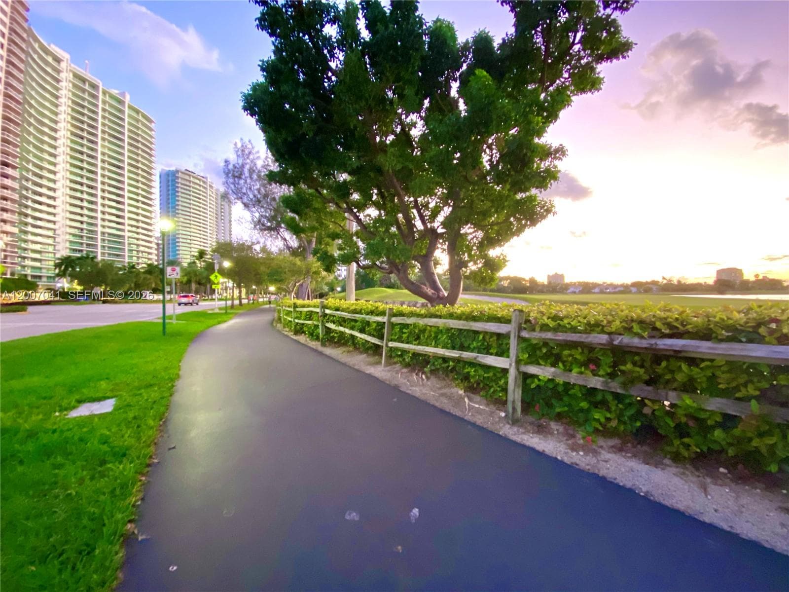 20505 E Country Club Dr # 836, Aventura FL 33180 — 53