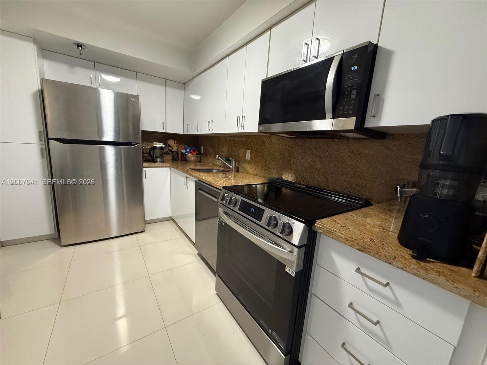 20505 E Country Club Dr # 836, Aventura FL 33180 — 14