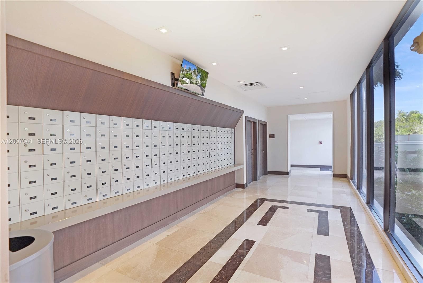 20505 E Country Club Dr # 836, Aventura FL 33180 — 37