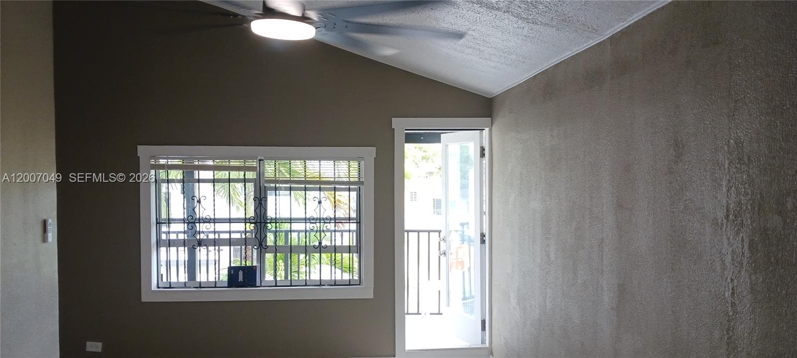 2272 SW 8th St # 3, Miami FL 33135 — 21