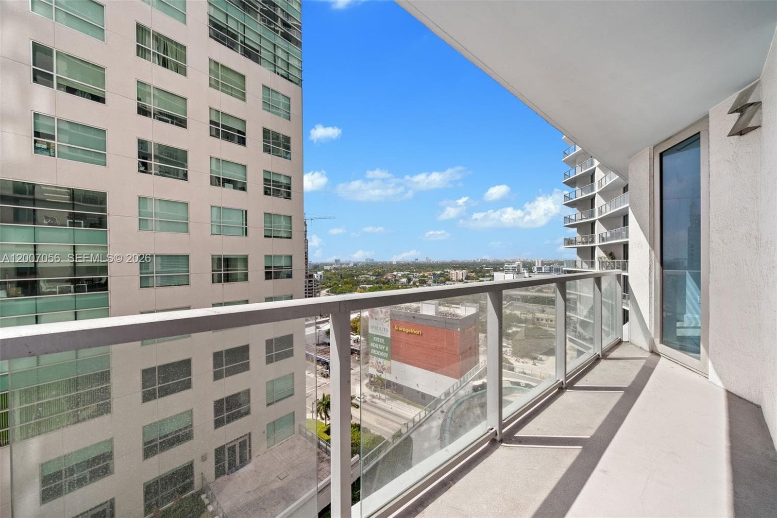185 SW 7th St # 1710, Miami FL 33130 — 8