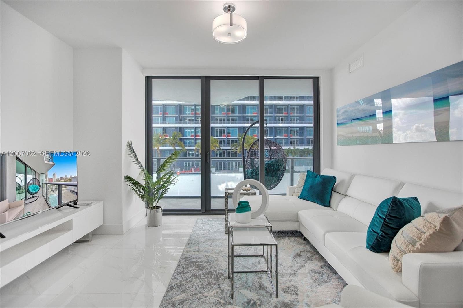 1300 S Miami Ave # 1407, Miami FL 33130 — 12