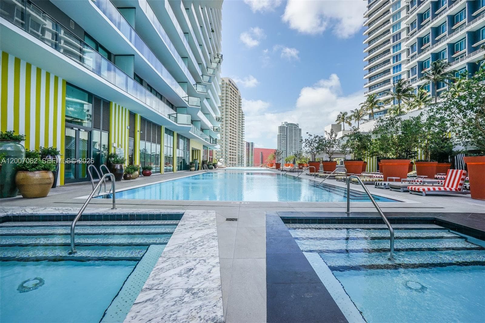 1300 S Miami Ave # 1407, Miami FL 33130 — 37