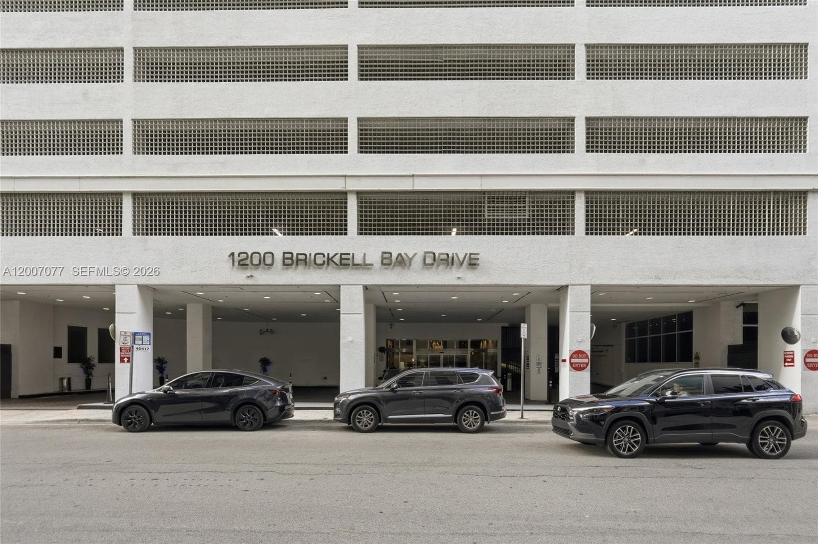 1200 Brickell Bay Dr # 2603, Miami FL 33131 — 20