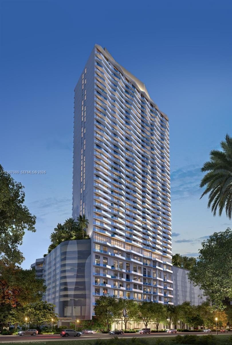 77 SE 5th St, Miami FL 33131 — 8
