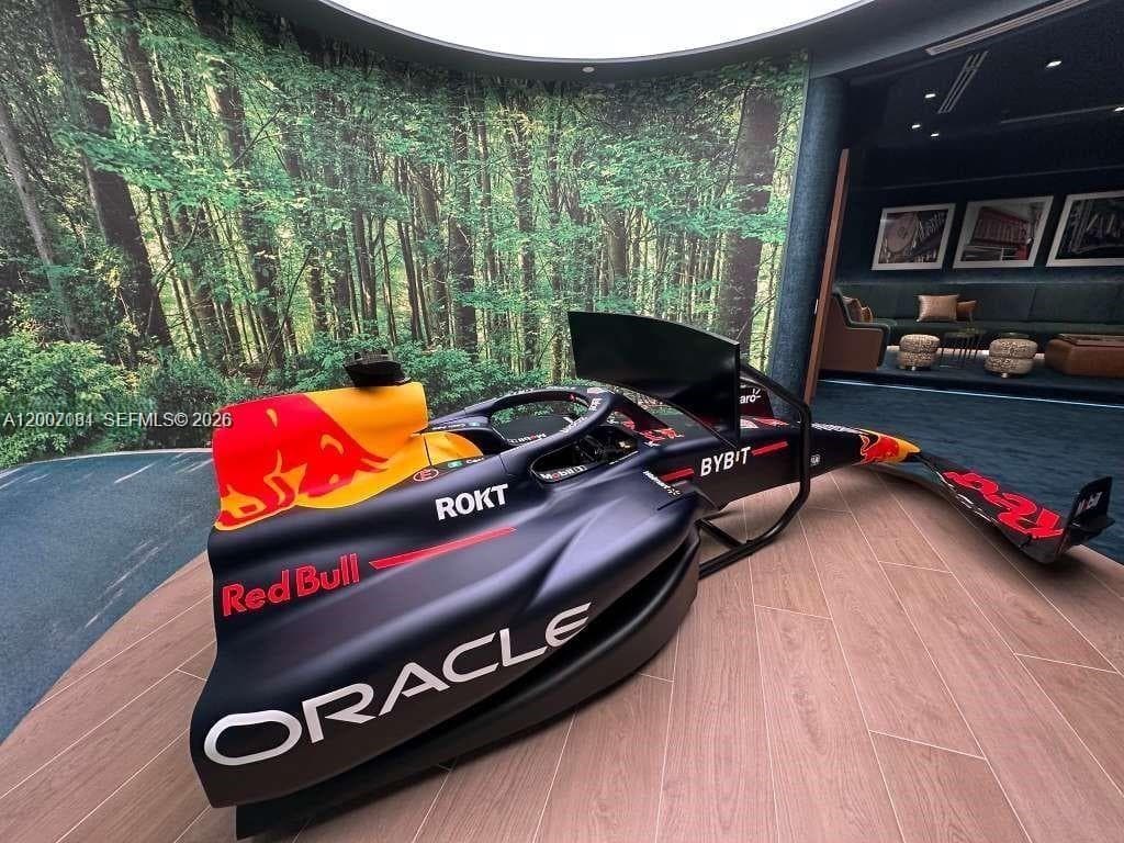 77 SE 5th Street # 1014, Miami FL 33131 — 9