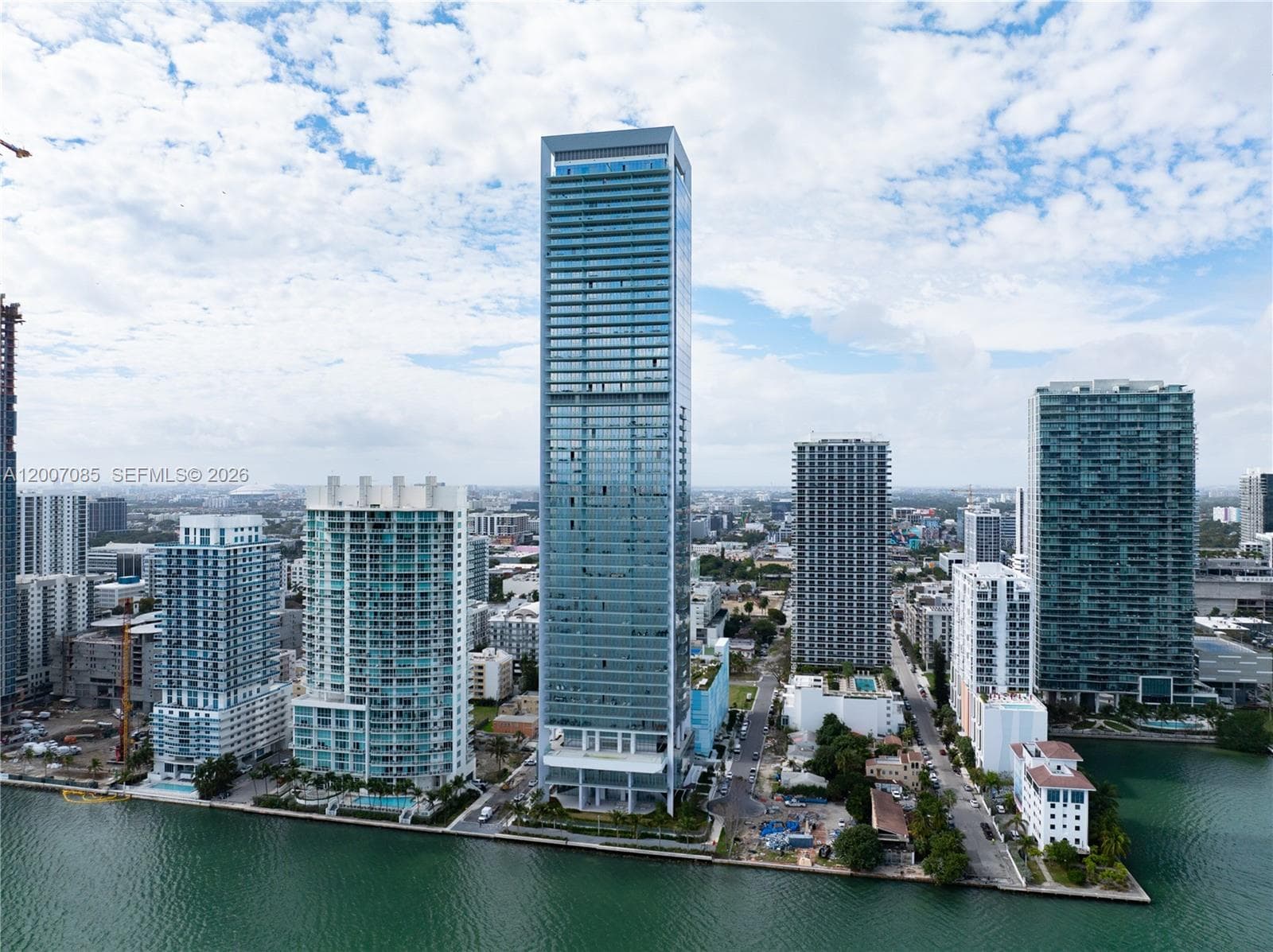 700 NE 26th Ter # 4206, Miami FL 33137 — 23