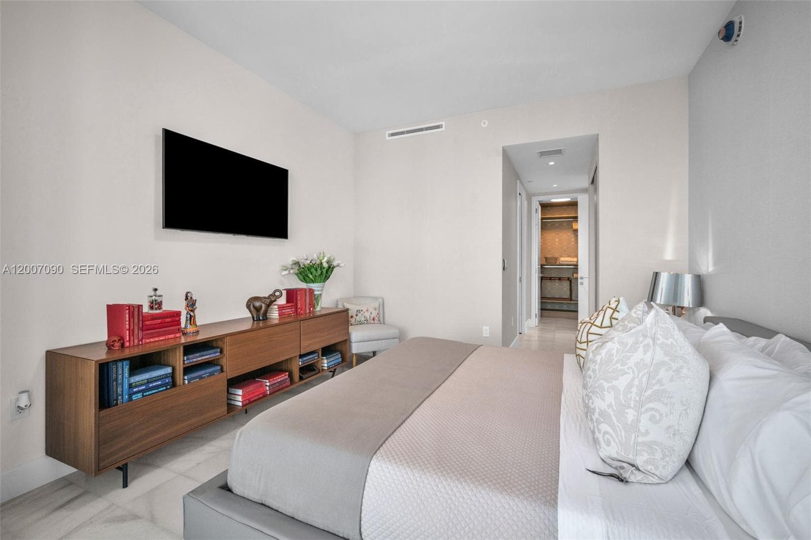 700 NE 26th Ter # 2906, Miami FL 33137 — 23