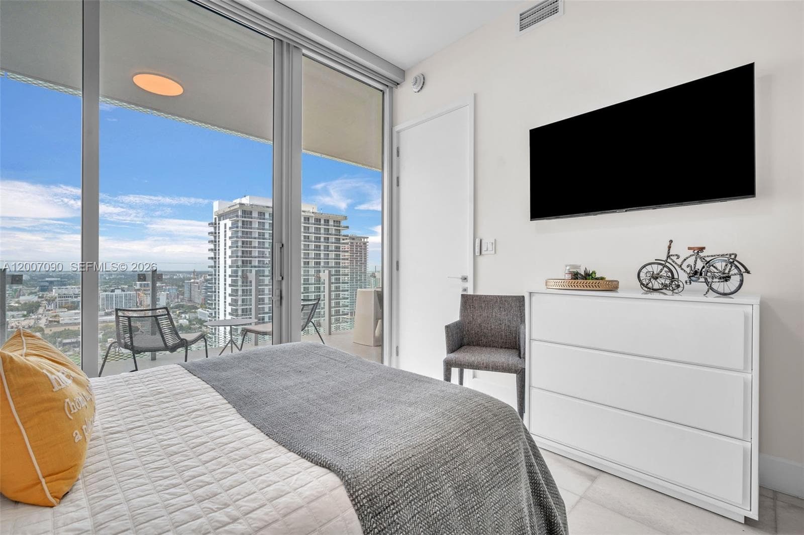 700 NE 26th Ter # 2906, Miami FL 33137 — 42