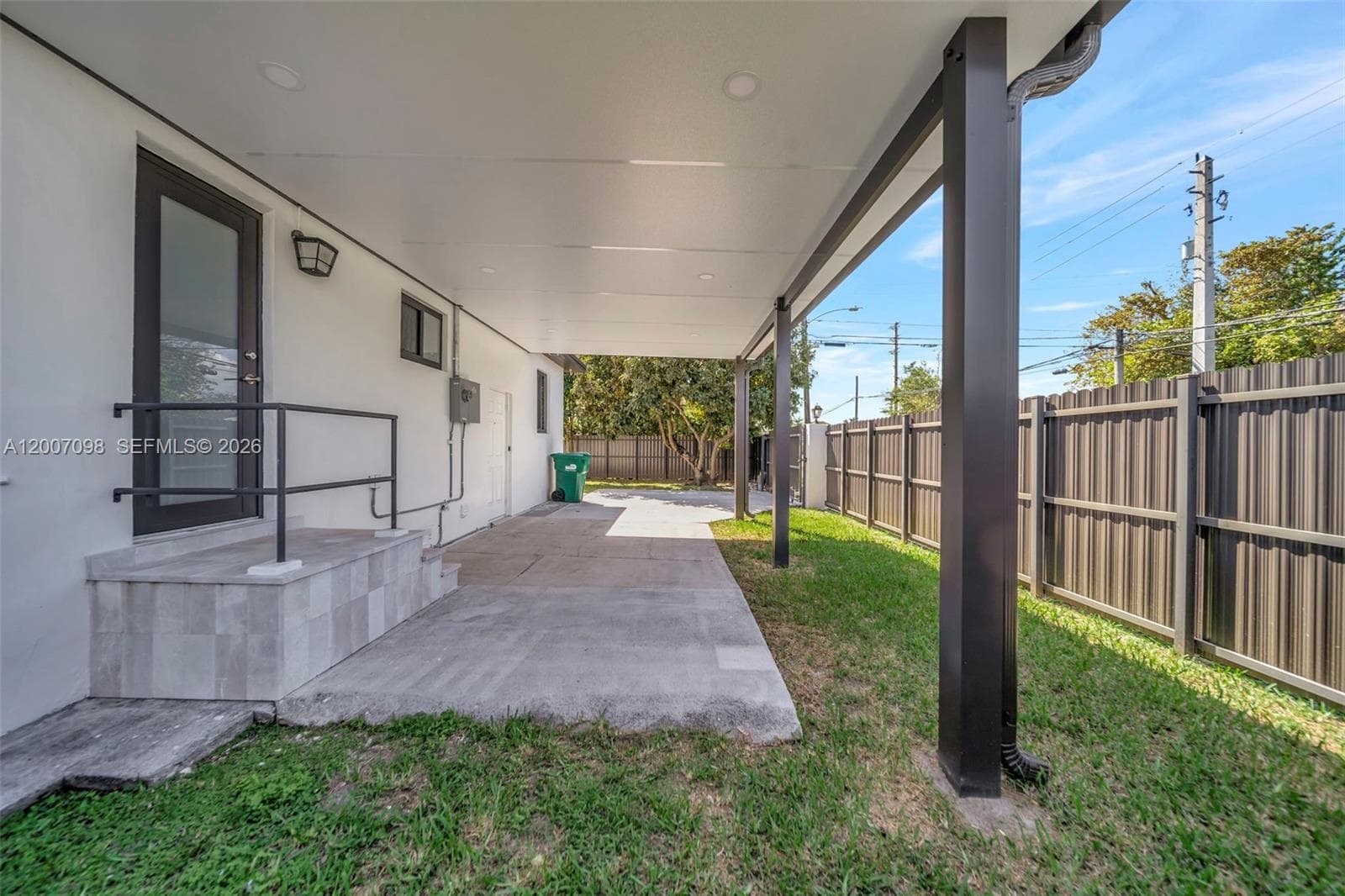 7470 SW 37th St, Miami FL 33155 — 28